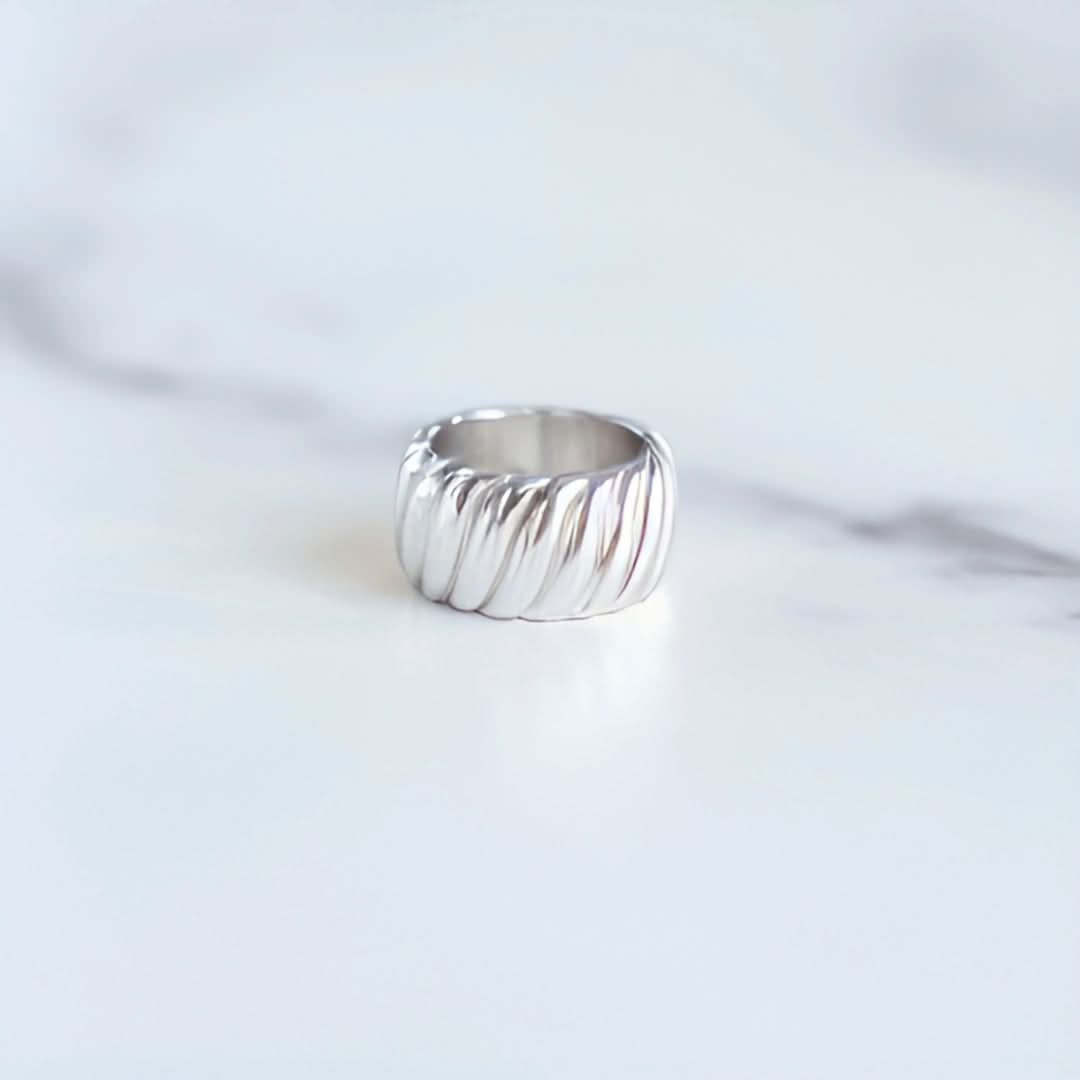 Cascade Ring